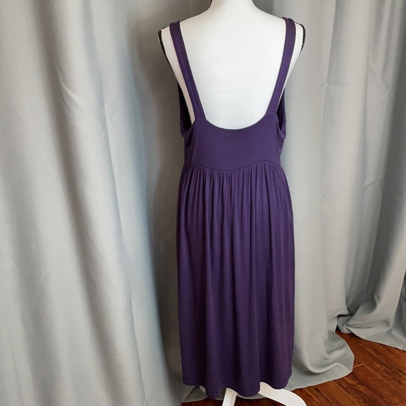 👻👻👻POSHMARK PICK👻👻👻 Women’s Purple Sundress - Picture 2 of 4